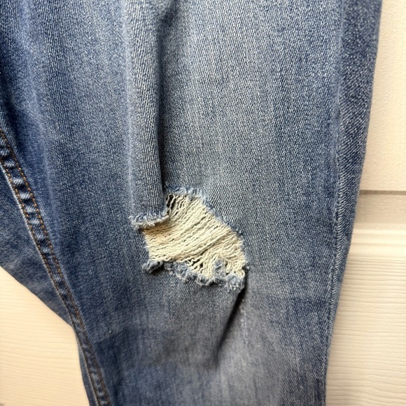 Vigoss Blue Skinny Strech Jeans with Distressed Details Size 16 GUC - Picture 2 of 7